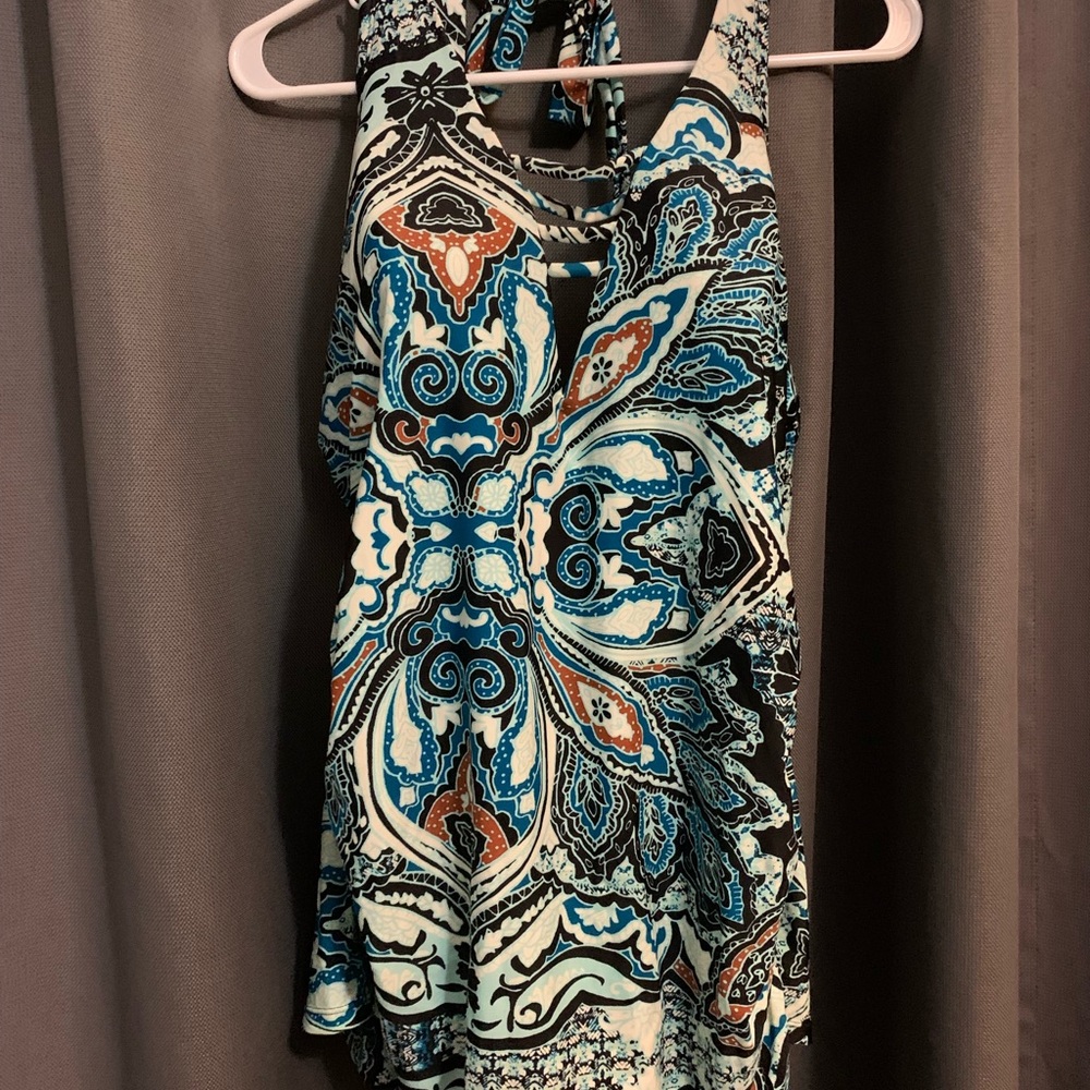 Lane Bryant swim top size 20 multicolor.